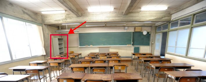 教室の本棚(学級文庫)